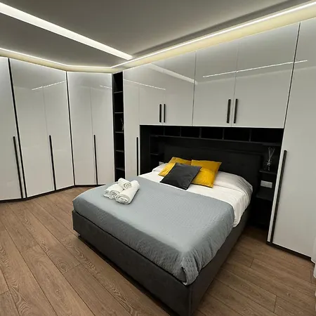 Sole House Рим