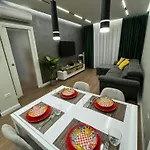 アパート Sole House