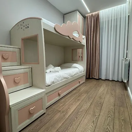 Sole House * Rom