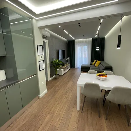 Sole House Rom